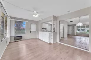 4922 NW 52nd St, Tamarac, FL 33319 - Photo 13