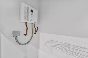 5250 SW 18th St, West Park, FL 33023 - Photo 25