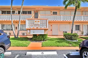 925 SW 11th Ave, Hallandale Beach, FL 33009 - Photo 5