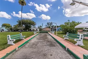 925 SW 11th Ave, Hallandale Beach, FL 33009 - Photo 49