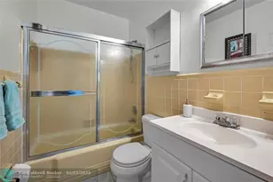 925 SW 11th Ave, Hallandale Beach, FL 33009 - Photo 21