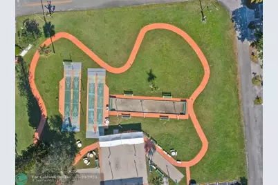 925 SW 11th Ave, Unit #J-17, Hallandale Beach, FL 33009 - Photo 47