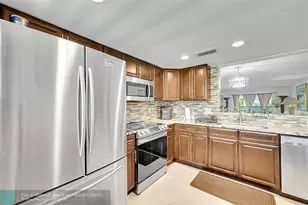 2804 Victoria Way, Coconut Creek, FL 33066 - Photo 1