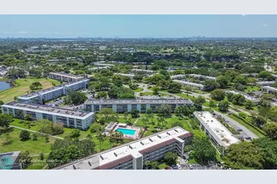 2804  Victoria Way, Unit #C3, Coconut Creek, FL 33066 - Photo 35