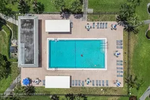 2804 Victoria Way, Coconut Creek, FL 33066 - Photo 15