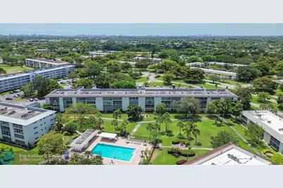 2804  Victoria Way, Unit #C3, Coconut Creek, FL 33066 - Photo 33