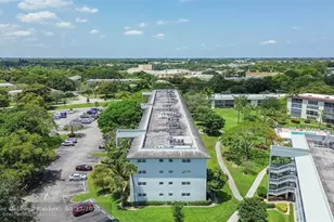 2804 Victoria Way, Coconut Creek, FL 33066 - Photo 29