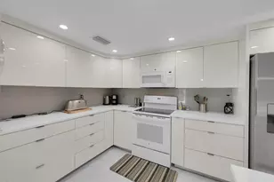 6017 Bayview Dr, Fort Lauderdale, FL 33308 - Photo 9