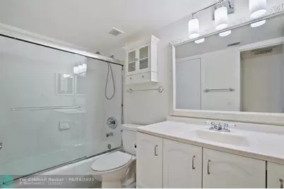 1051  Hillsboro Mile, Unit #305E, Hillsboro Beach, FL 33062 - Photo 23