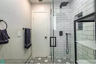 2113 NE 62nd St, Fort Lauderdale, FL 33308 - Photo 21