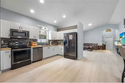 801 NW 130th Avenue, Pembroke Pines, FL 33028 - Photo 1