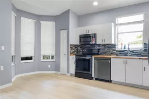 801 NW 130th Ave, Pembroke Pines, FL 33028 - Photo 3