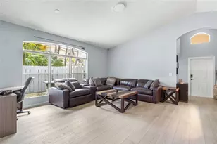 801 NW 130th Ave, Pembroke Pines, FL 33028 - Photo 7