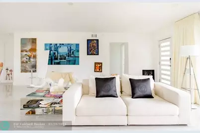 20515  Highland Lakes Blvd, Miami, FL 33179 - Photo 7