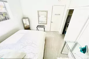 20515 Highland Lakes Blvd, Miami, FL 33179 - Photo 19