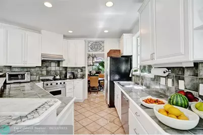 2614  Clematis Place, Fort Lauderdale, FL 33301 - Photo 9