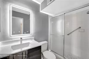 10433 Sunrise Lakes Blvd, Sunrise, FL 33322 - Photo 35