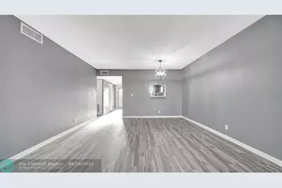 10433  Sunrise Lakes Blvd, Unit #409, Sunrise, FL 33322 - Photo 25