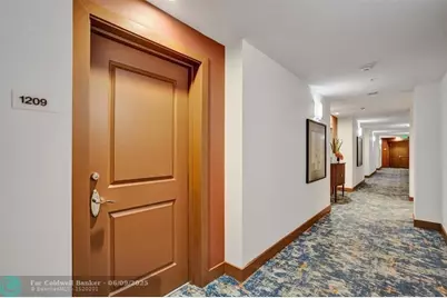 315 NE 3rd Ave, Unit #1209, Fort Lauderdale, FL 33301 - Photo 15