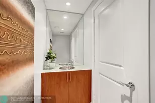 315 NE 3rd Ave, Fort Lauderdale, FL 33301 - Photo 17