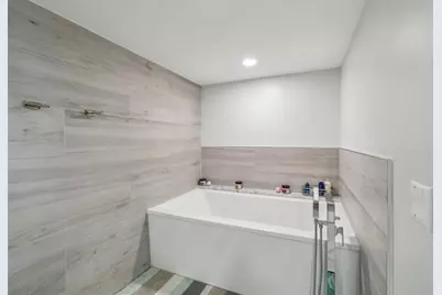 3100 NE 48th St, Unit #310, Fort Lauderdale, FL 33308 - Photo 21