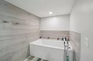 3100 NE 48th St, Fort Lauderdale, FL 33308 - Photo 21