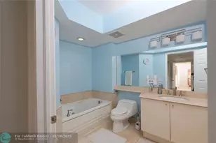 411 N New River Dr E, Fort Lauderdale, FL 33301 - Photo 13