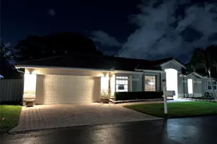 3433 Sands Harbor Trce, Pompano Beach, FL 33069 - Photo 9