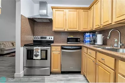 6309  Bay Club Drive, Unit #3, Fort Lauderdale, FL 33308 - Photo 15