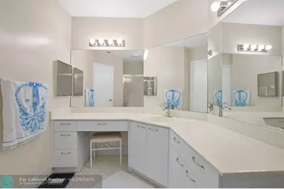 4161  Coral Tree Cir, Unit #362, Coconut Creek, FL 33073 - Photo 15