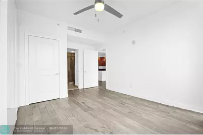 315 NE 3rd Ave, Unit #805, Fort Lauderdale, FL 33301 - Photo 19