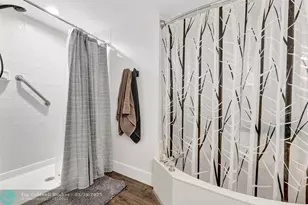 10217 NW 24th Pl, Sunrise, FL 33322 - Photo 13