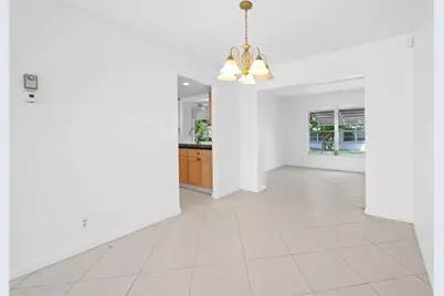 7005 NW 11th St, Margate, FL 33063 - Photo 17