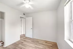 140 SE Serenata Ct, Port Saint Lucie, FL 34983 - Photo 23