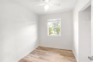 140 SE Serenata Ct, Port Saint Lucie, FL 34983 - Photo 17