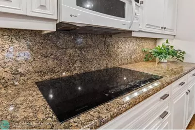 3301 NE 16th St, Fort Lauderdale, FL 33304 - Photo 21