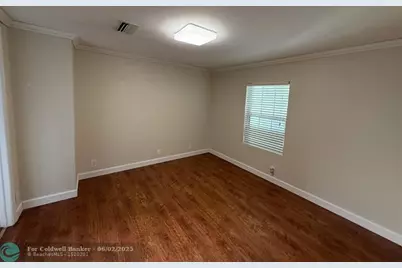 8550 SW 23rd Pl, Davie, FL 33324 - Photo 5