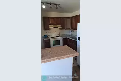 5078  Ambler Ln, Unit #01, Lake Worth, FL 33463 - Photo 11