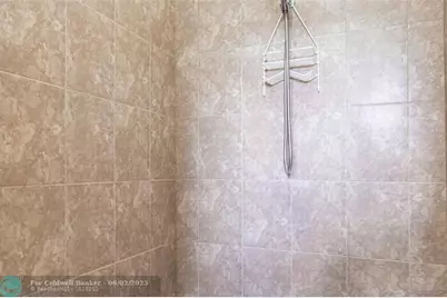 4851 NW 57th Ct, Tamarac, FL 33319 - Photo 5