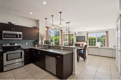 2325 SE 5th St, Pompano Beach, FL 33062 - Photo 9