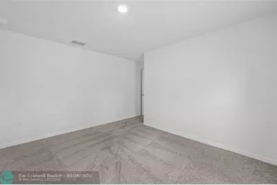 7724  104th Ave, Vero Beach, FL 32967 - Photo 13