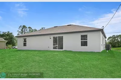 7724  104th Ave, Vero Beach, FL 32967 - Photo 3