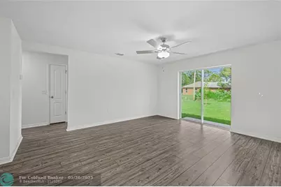 7724  104th Ave, Vero Beach, FL 32967 - Photo 9