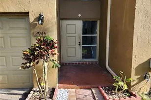 2944 E Missionwood Ln, Miramar, FL 33025 - Photo 3