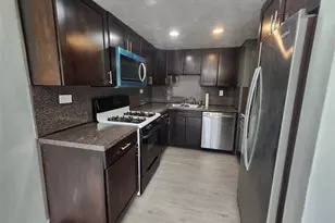 2944 E Missionwood Ln, Miramar, FL 33025 - Photo 7