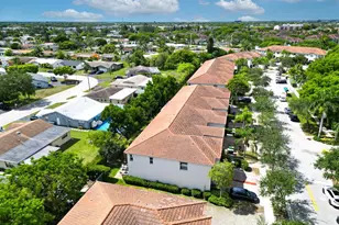 8244 Prestige Commons Dr, Tamarac, FL 33321 - Photo 3