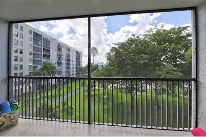 2112 S Cypress Bend Dr, Unit #401, Pompano Beach, FL 33069 - Photo 73