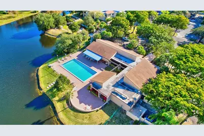 2112 S Cypress Bend Dr, Unit #401, Pompano Beach, FL 33069 - Photo 51