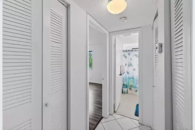 2112 S Cypress Bend Dr, Unit #401, Pompano Beach, FL 33069 - Photo 31