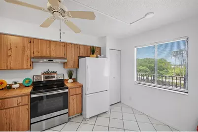 2112 S Cypress Bend Dr, Unit #401, Pompano Beach, FL 33069 - Photo 7